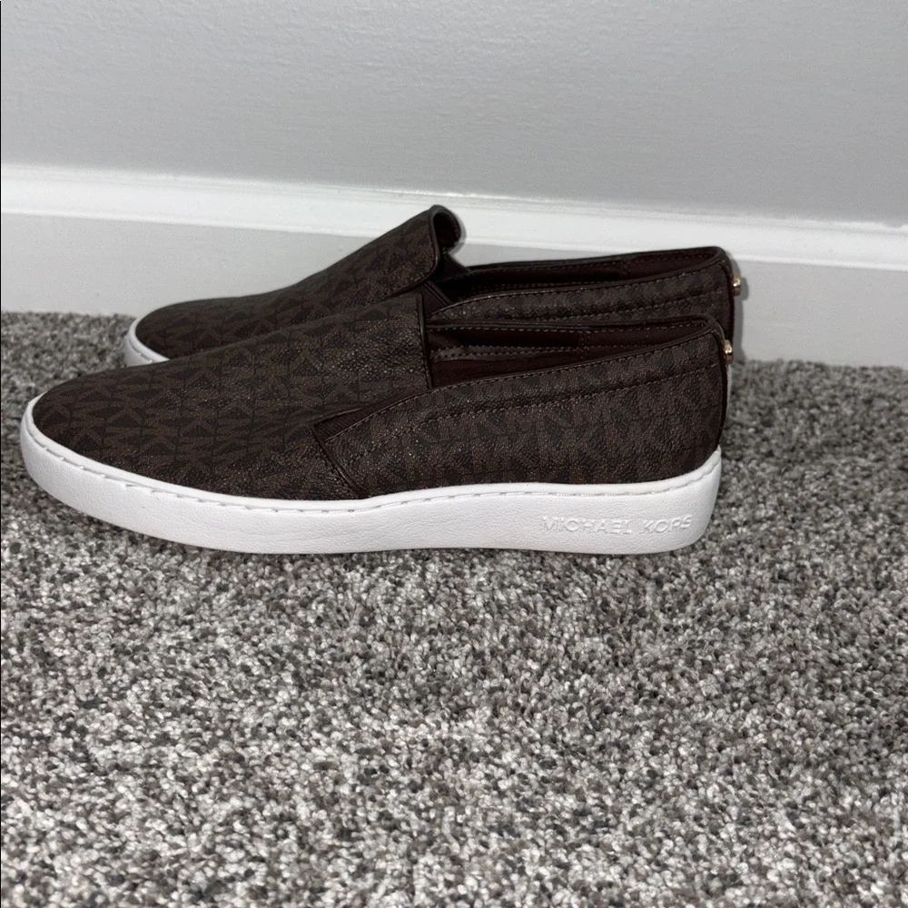 MICHAEL Michael Kors Keaton Logo Slip-On Sneakers in Brown